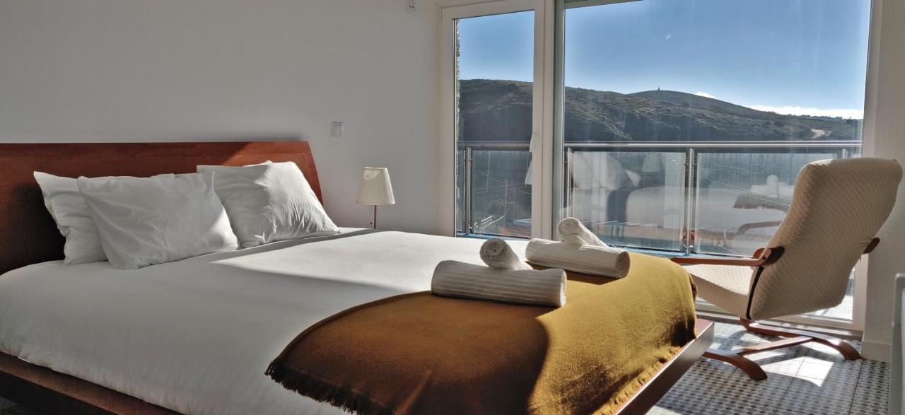 Guest house Mega Ocean Magoito - -