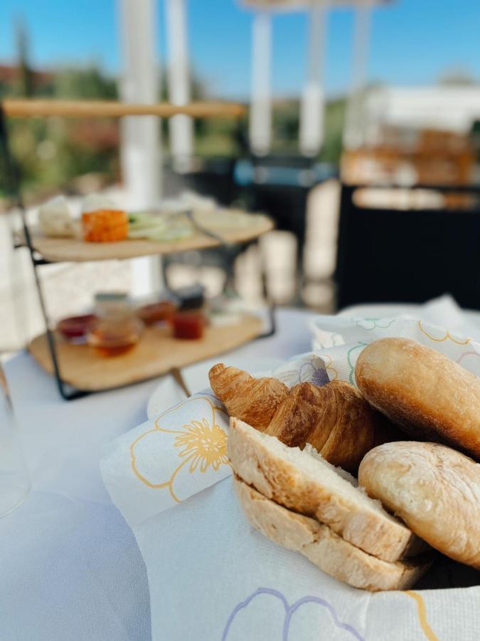 Quinta Da Luz - A Luxury Boutique Bed & Breakfast