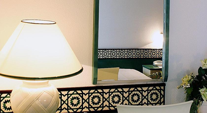 Cristal Caldas Hotel 3*