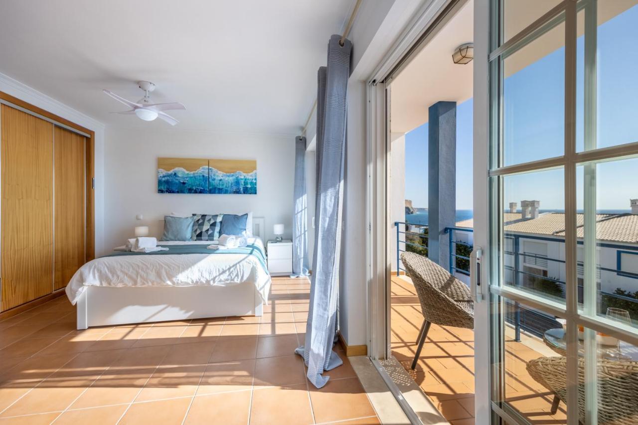 Coolhouses Luz, Lovely 3 Bed Townhouse & Sea Views, Casa Baia Da Vida *
