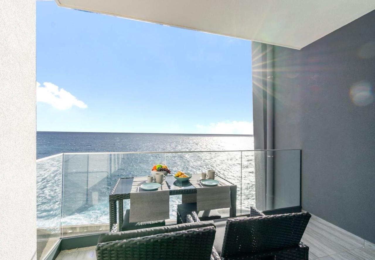 Sea View Balcony By Madeira Sun Travel Apartment *