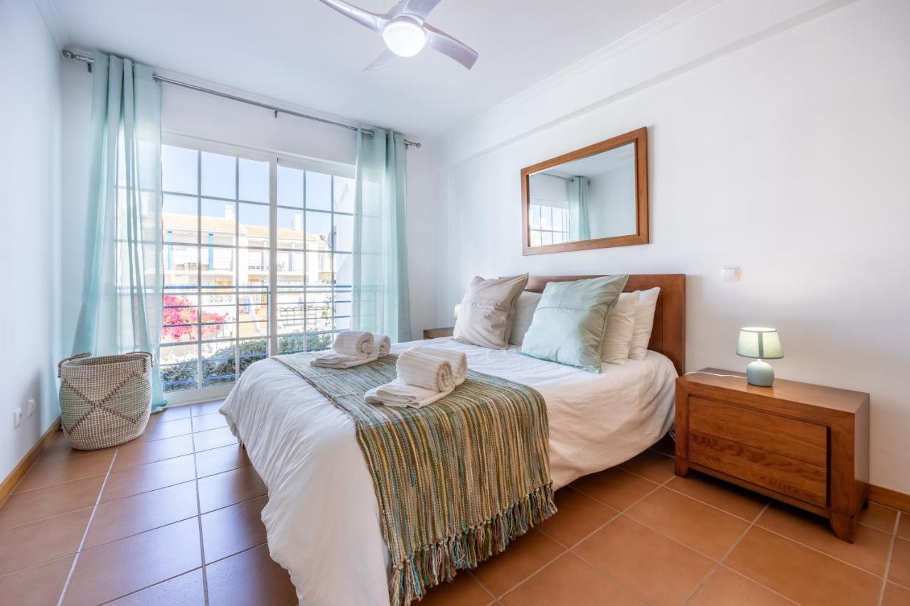 Coolhouses Luz, Lovely 3 Bed Townhouse & Sea Views, Casa Baia Da Vida * Praia Da Luz