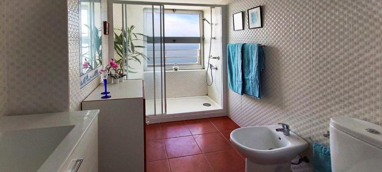 Blue Lighthouse Apartment *