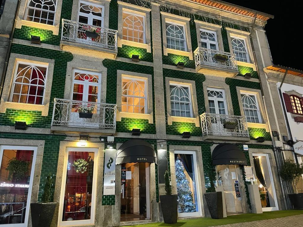 Hotel 8