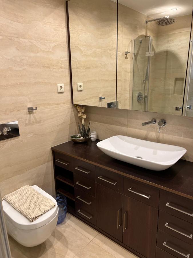 Falesia Town House 2 Bedroom Holiday home *