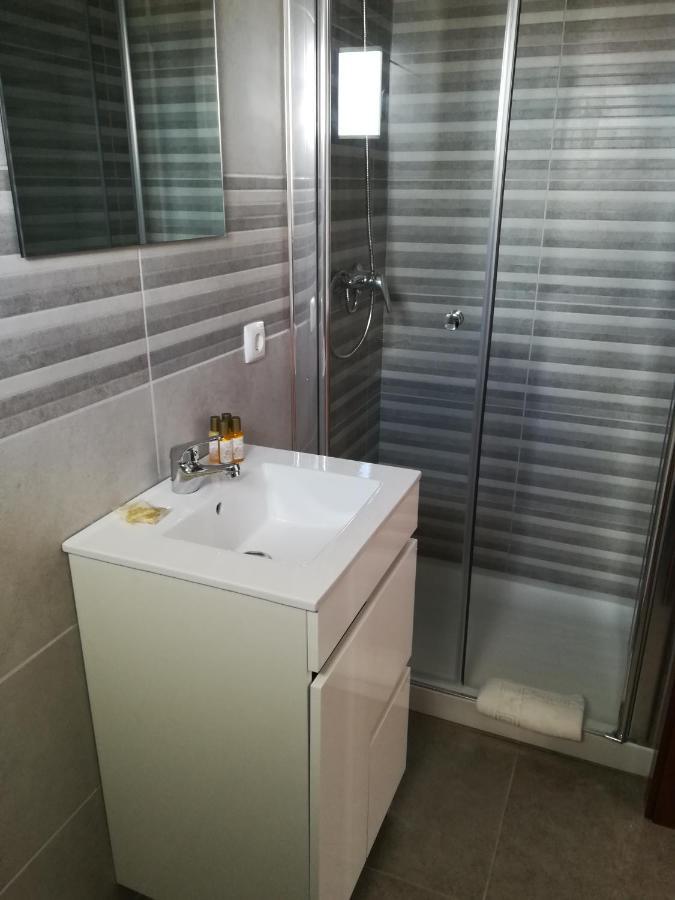 Holiday home Poolseaview Spacious House Atouguia Da Baleia