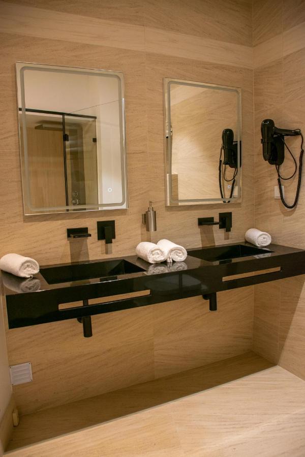 5ª Vigia Hotel Porto de Mos (Leiria)
