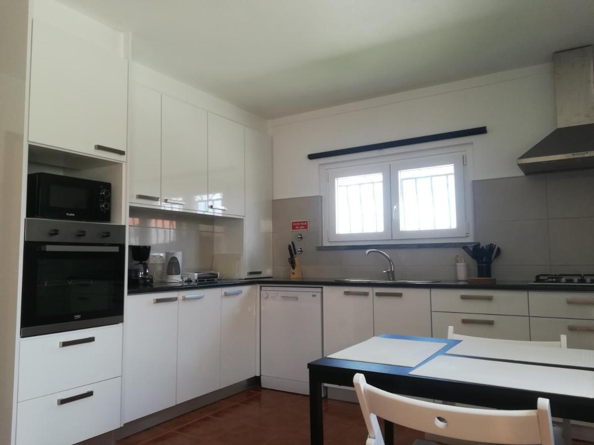 Holiday home Poolseaview Spacious House Atouguia Da Baleia