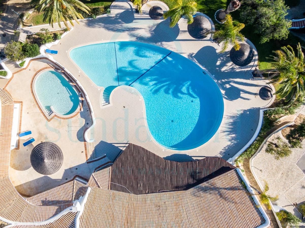 Apartamento - Sleep 5 - Pool - Free Wi-fi - Air Con *
