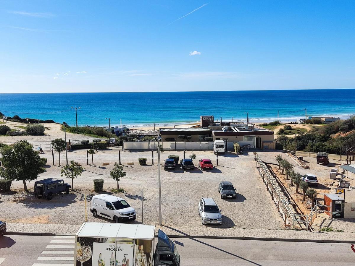 3 Torre Sol 4 - Casas & Papeis * Armacao de Pera