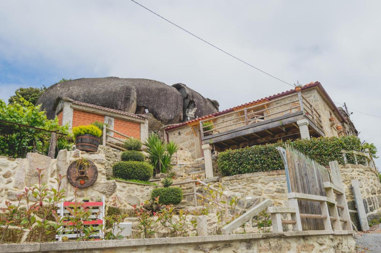 Casa Do Penedo *