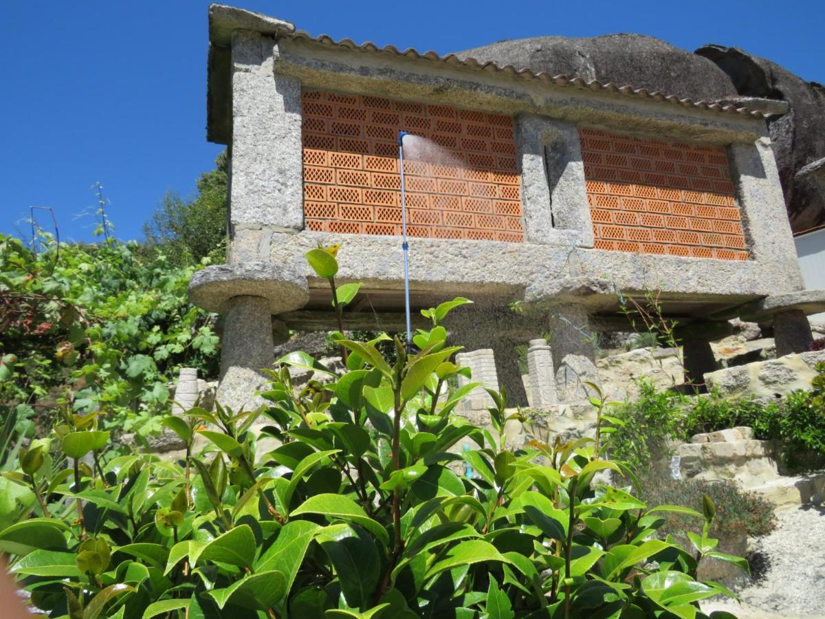 Casa Do Penedo