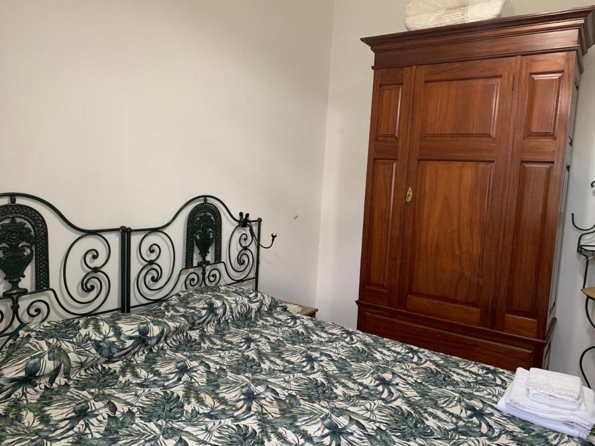 Julias Pateo Carcavelos (Lisbon)