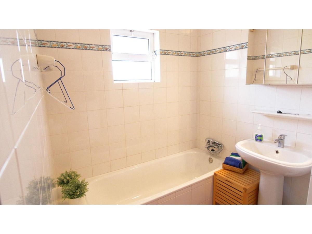 Villa Modern In With Private Swimming Pool Lagos