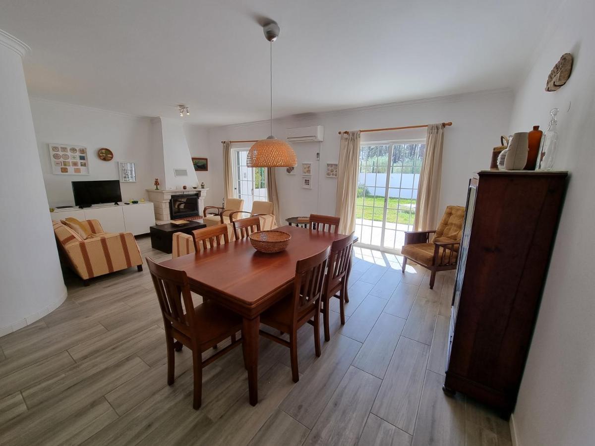Moradia Perto Da Praia Holiday home *