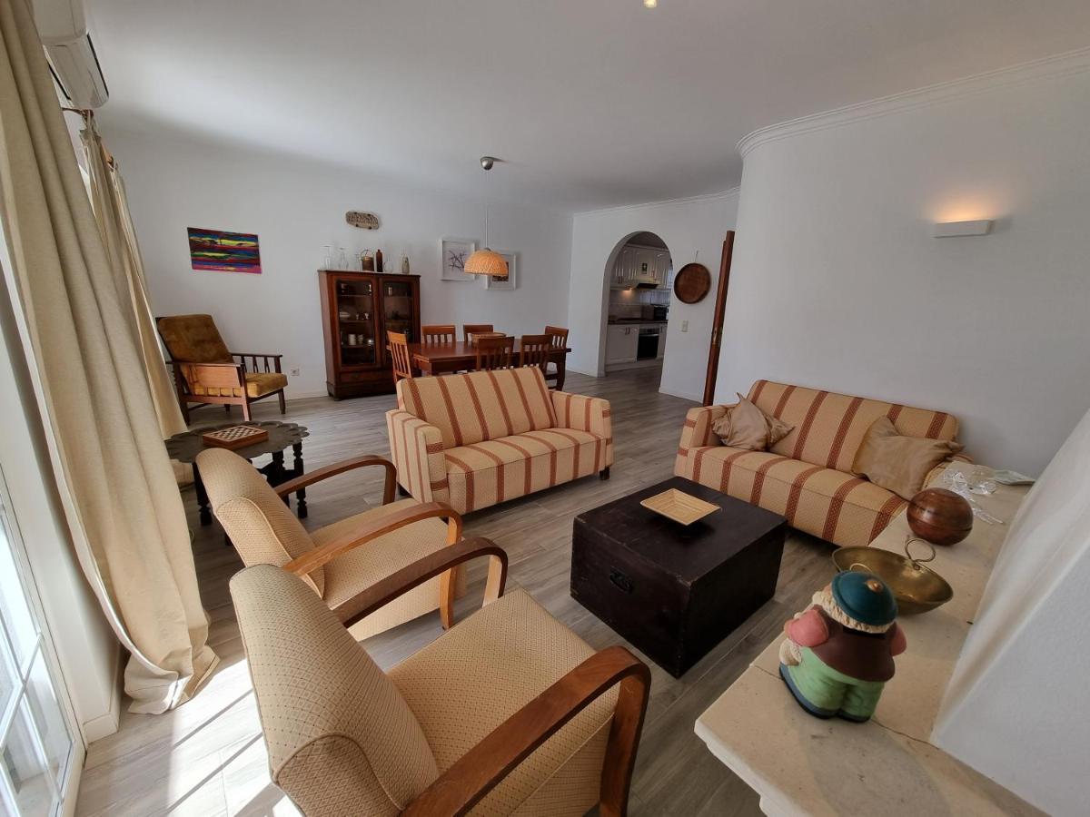 Moradia Perto Da Praia Holiday home Monte Gordo