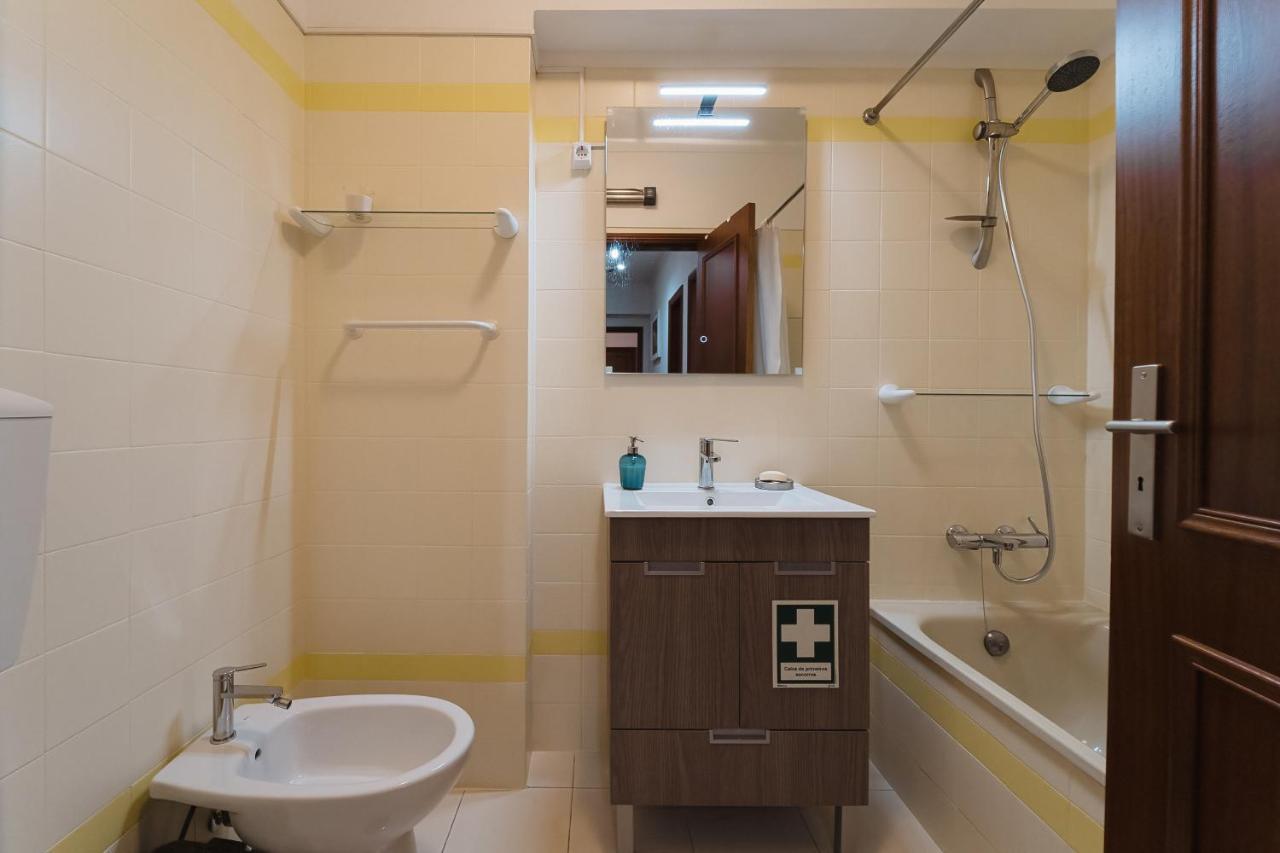 Apartamento Mar Do Pisao - 2 Quartos E Vista Mar Santa Cruz (Oeste)