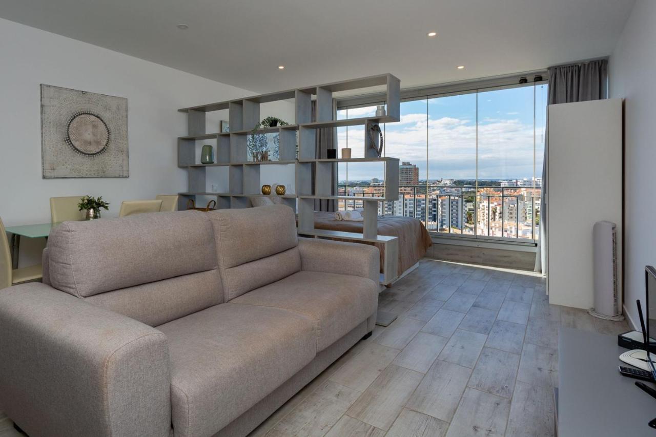 Oakland W/ Sea View By Lovelystay