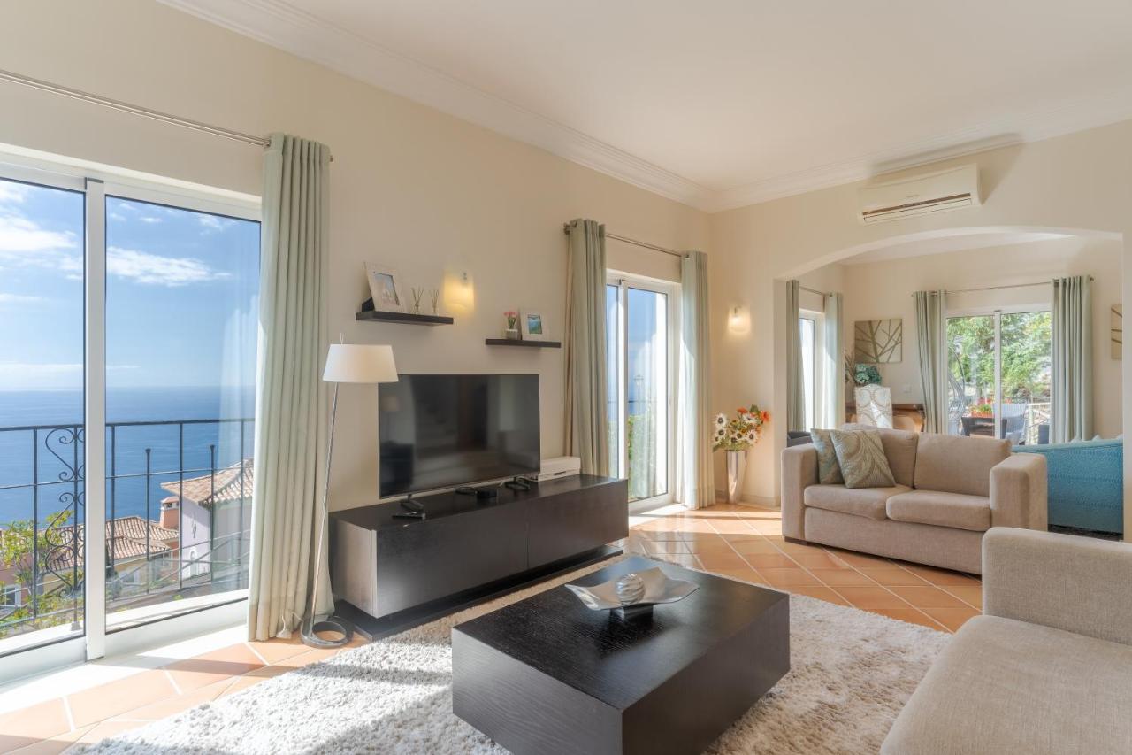 Villa Bougainvillea Palheiro Village By Hr Madeira Funchal (Madeira)