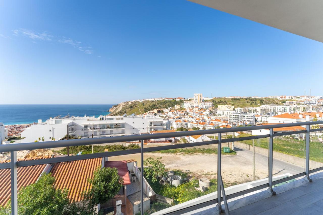 T3 Pelican Bay Apartment