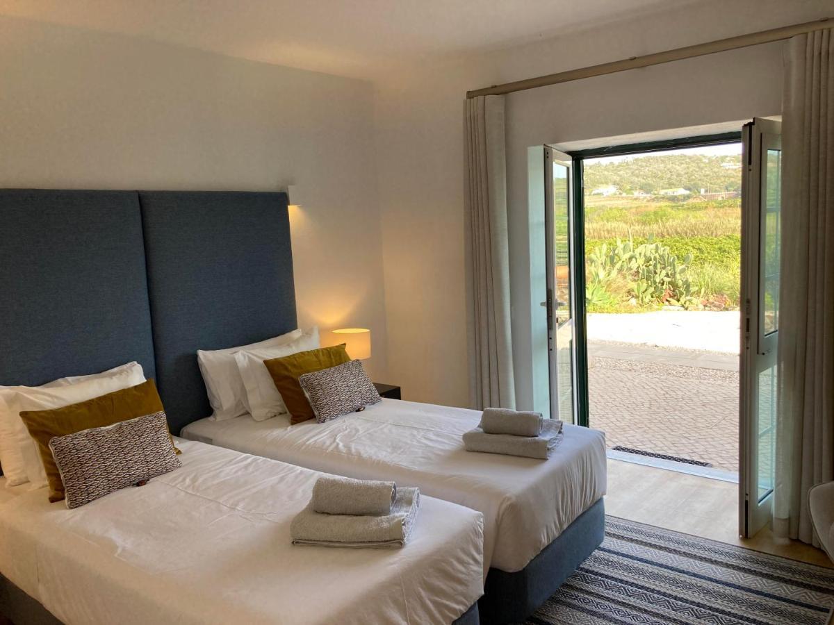 Bed & Breakfast Quinta Da Luz - A Luxury Boutique