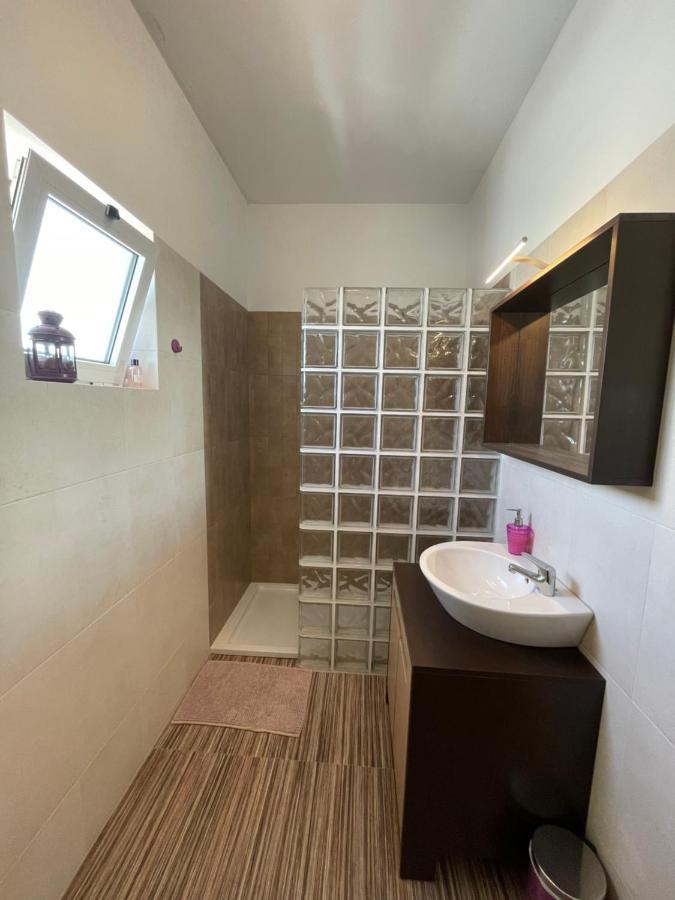 Guest house Se7 Mares