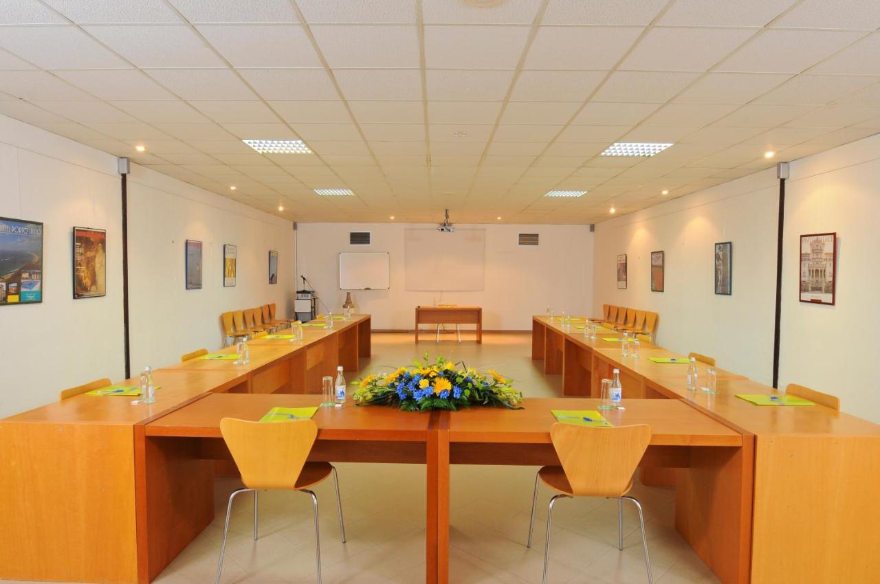 Inatel Hotel 3*