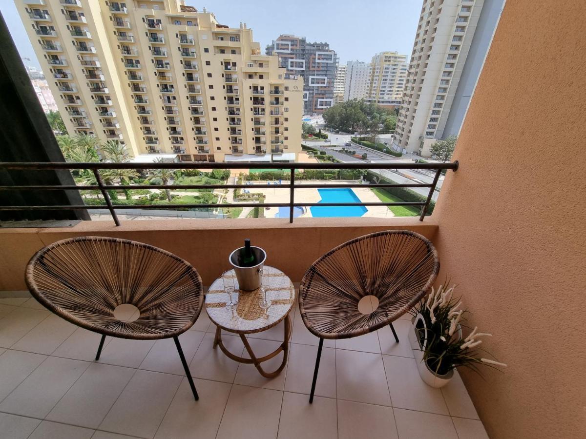 Encantador Com Piscina Aquecida