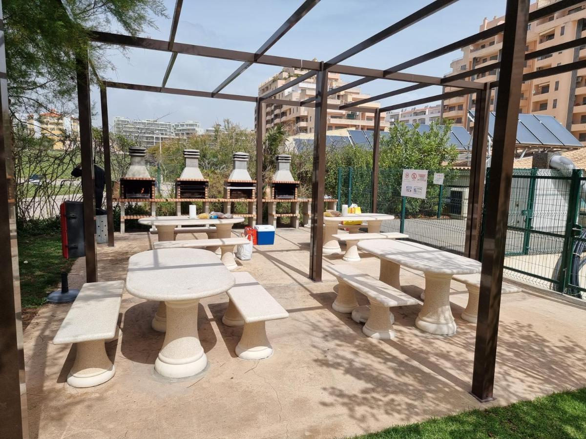 Encantador Com Piscina Aquecida * Portimao