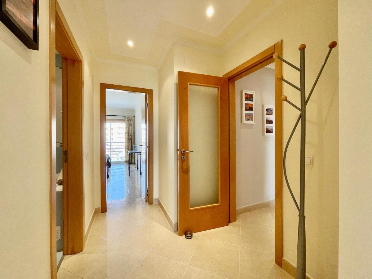 Apt Pl - 300 Meters From Beach