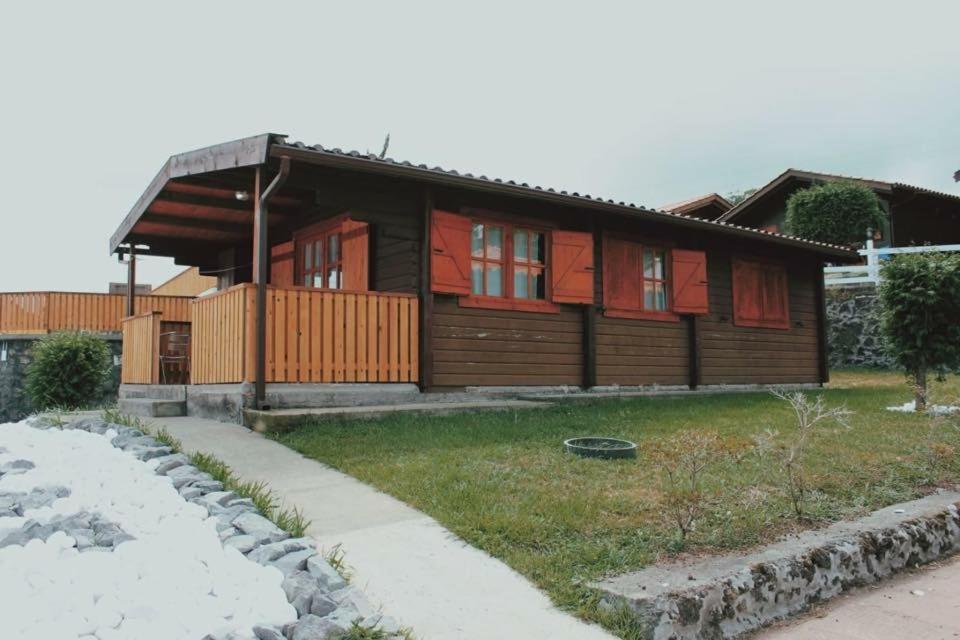 Emigrante Aparthotel Capelas