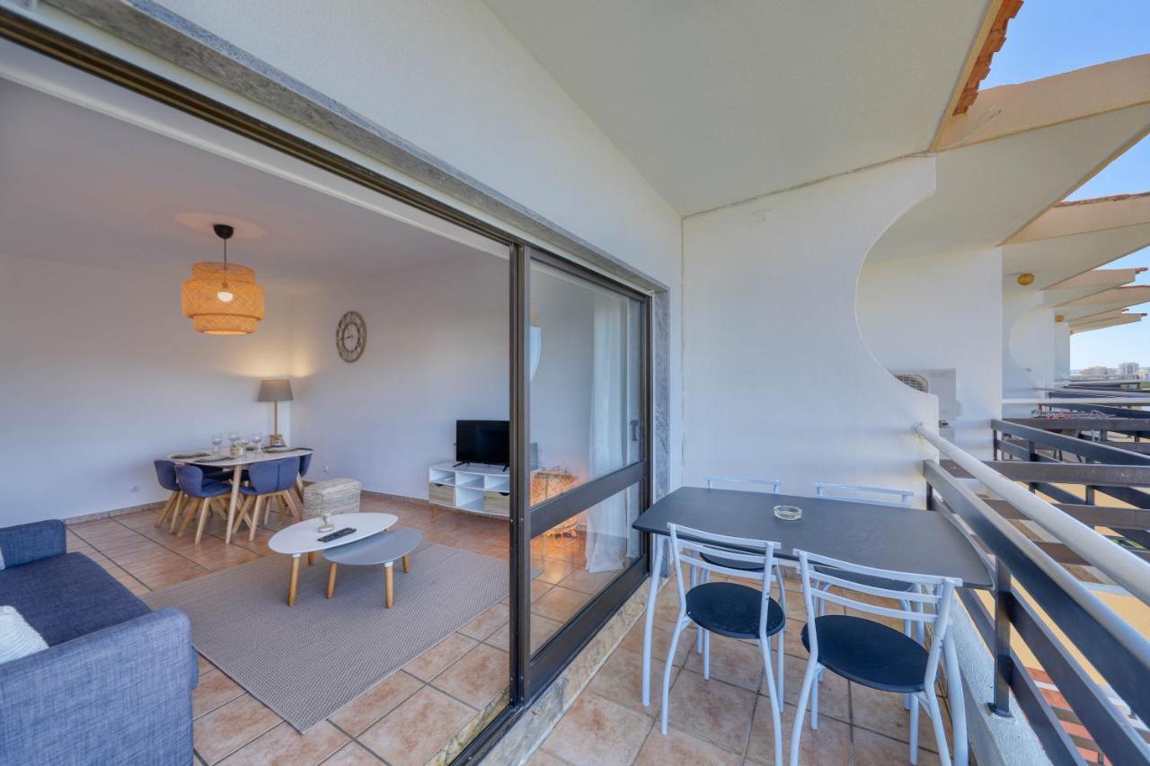 Apartment T2 Renovated With Ocean View Vilamoura