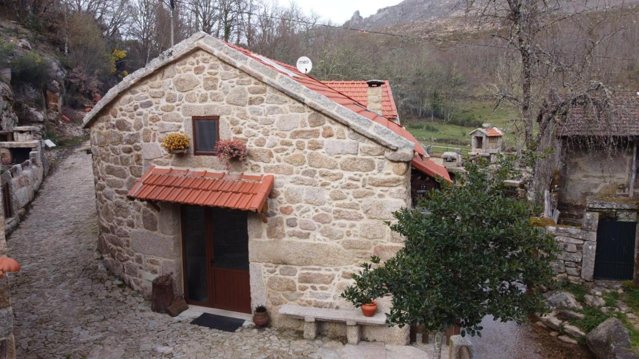 Vakantieboerderij Aldeia De Pontes - *
