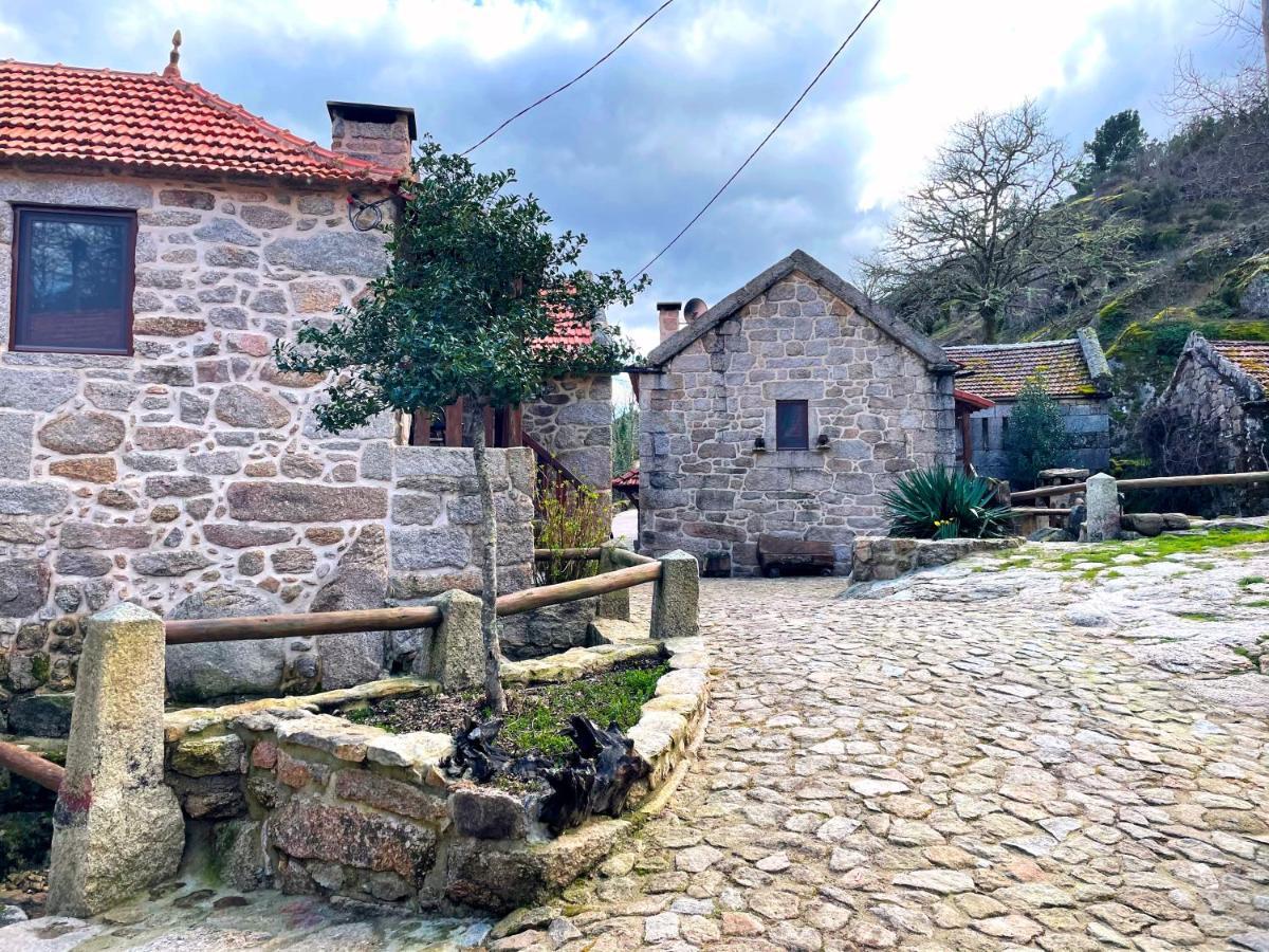 Aldeia De Pontes - Vakantieboerderij Castro Laboreiro