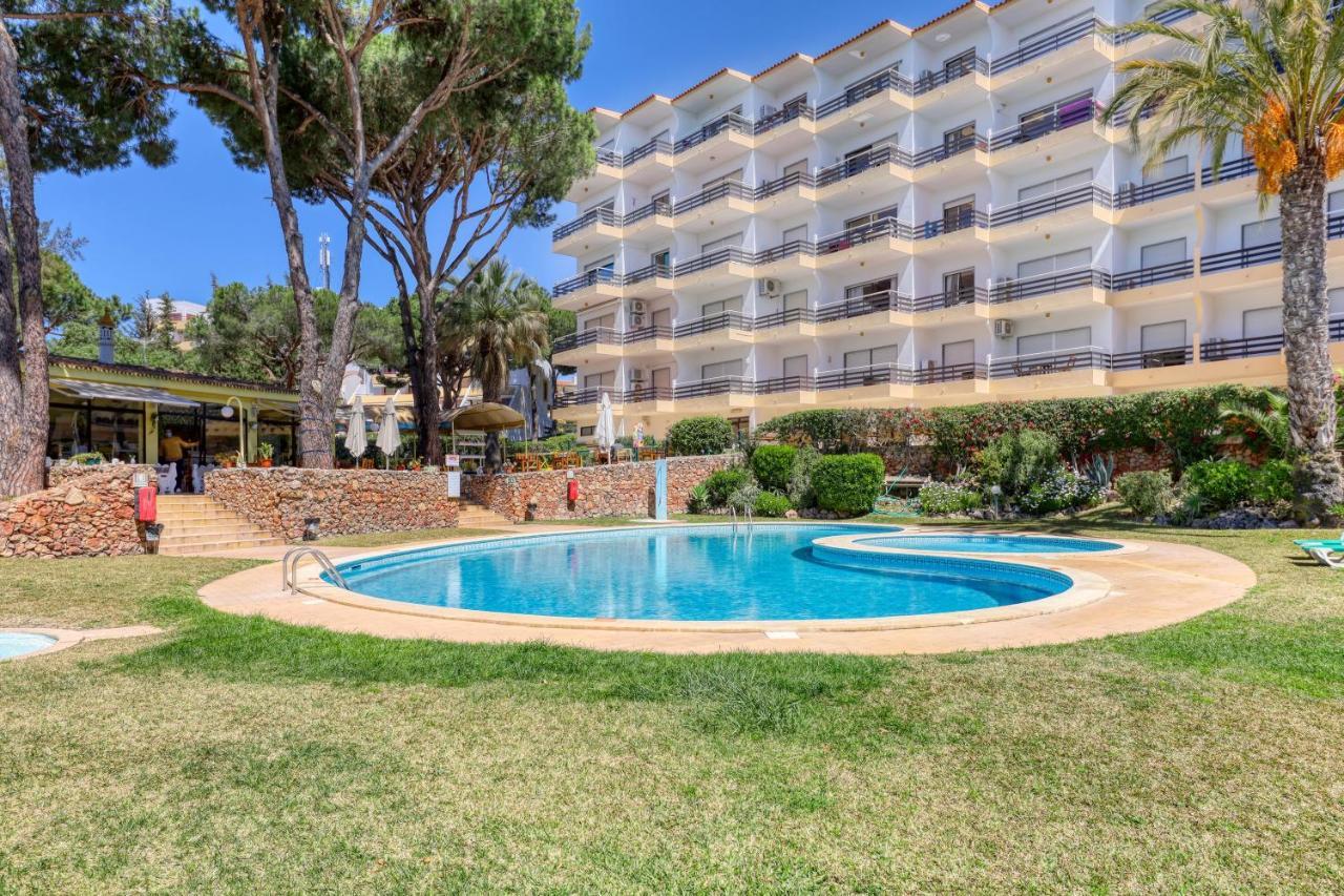 Apartment T2 Renovated With Ocean View Vilamoura *