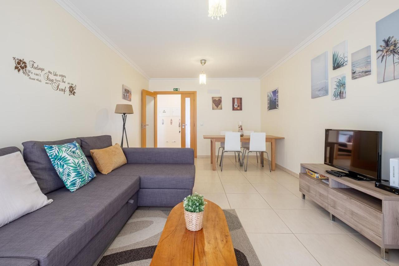 Apartment Poolside Peniche Baleal