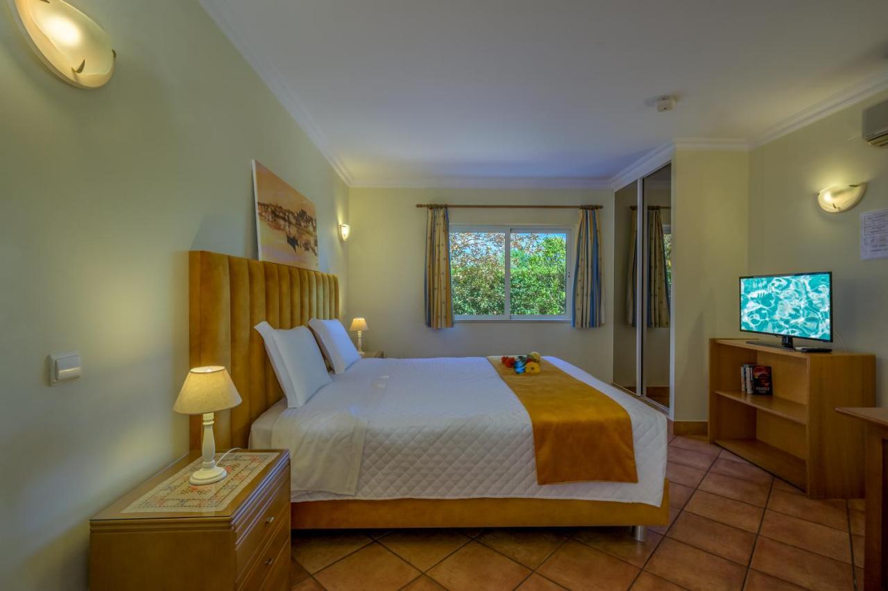 Canavial I & Ii Aparthotel