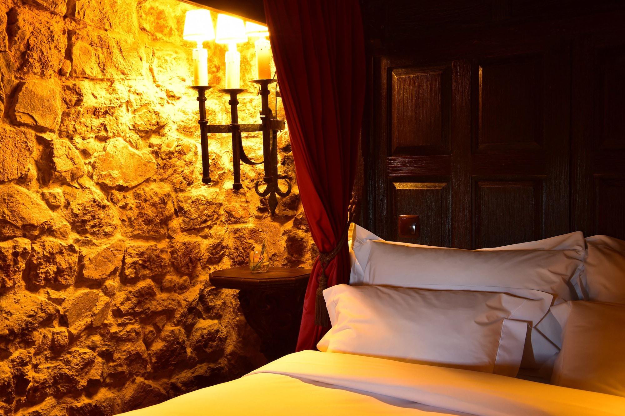Castelo De Hotel 4*
