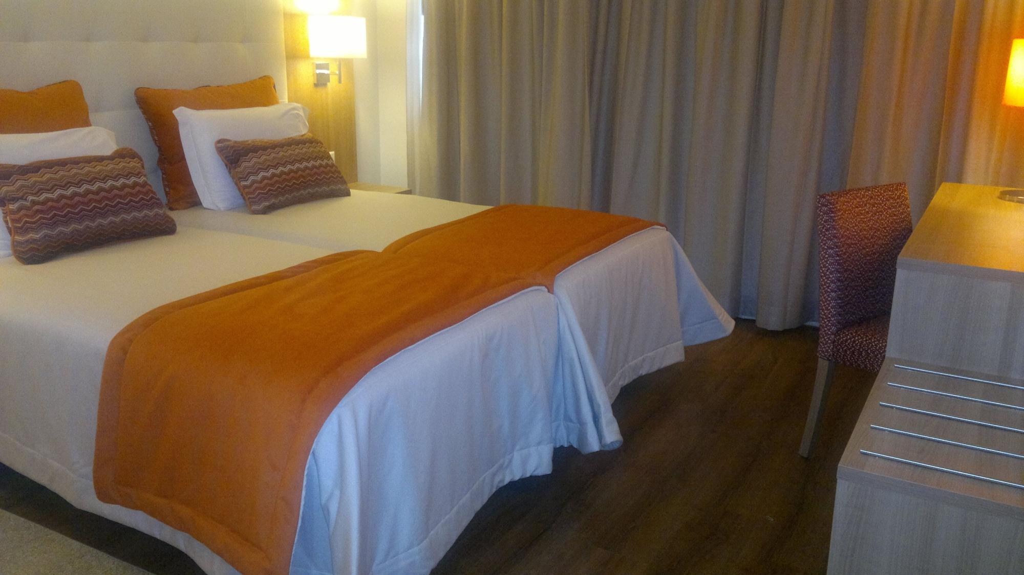 Center Hotel 4*