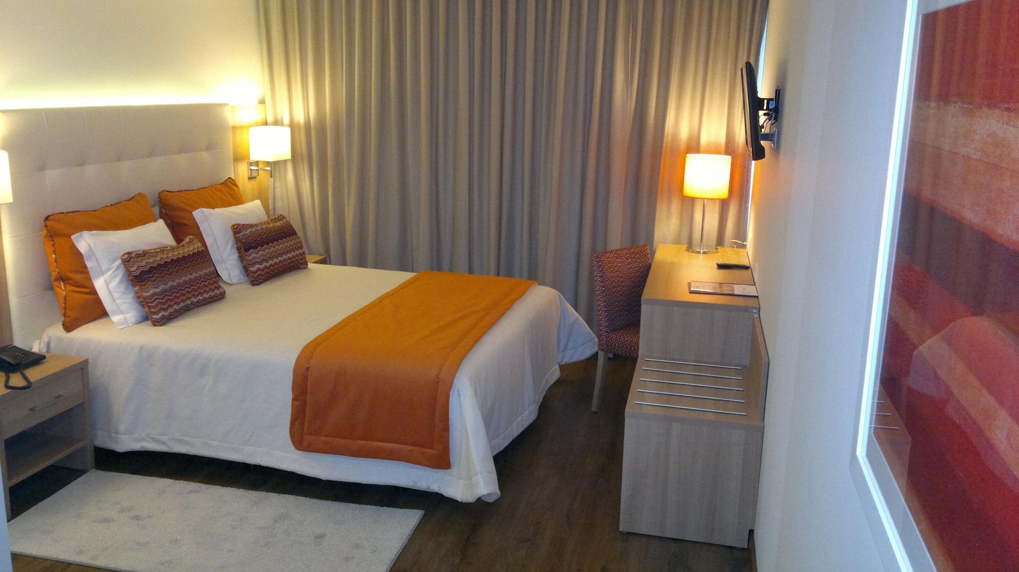 Hotel Center