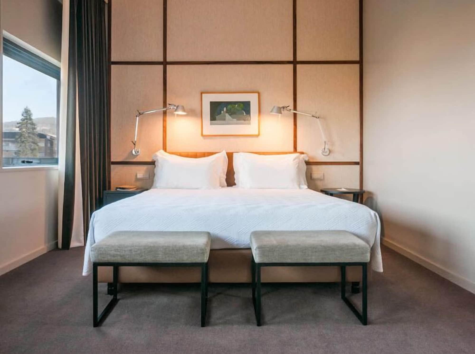 De Business & Hotel 4*