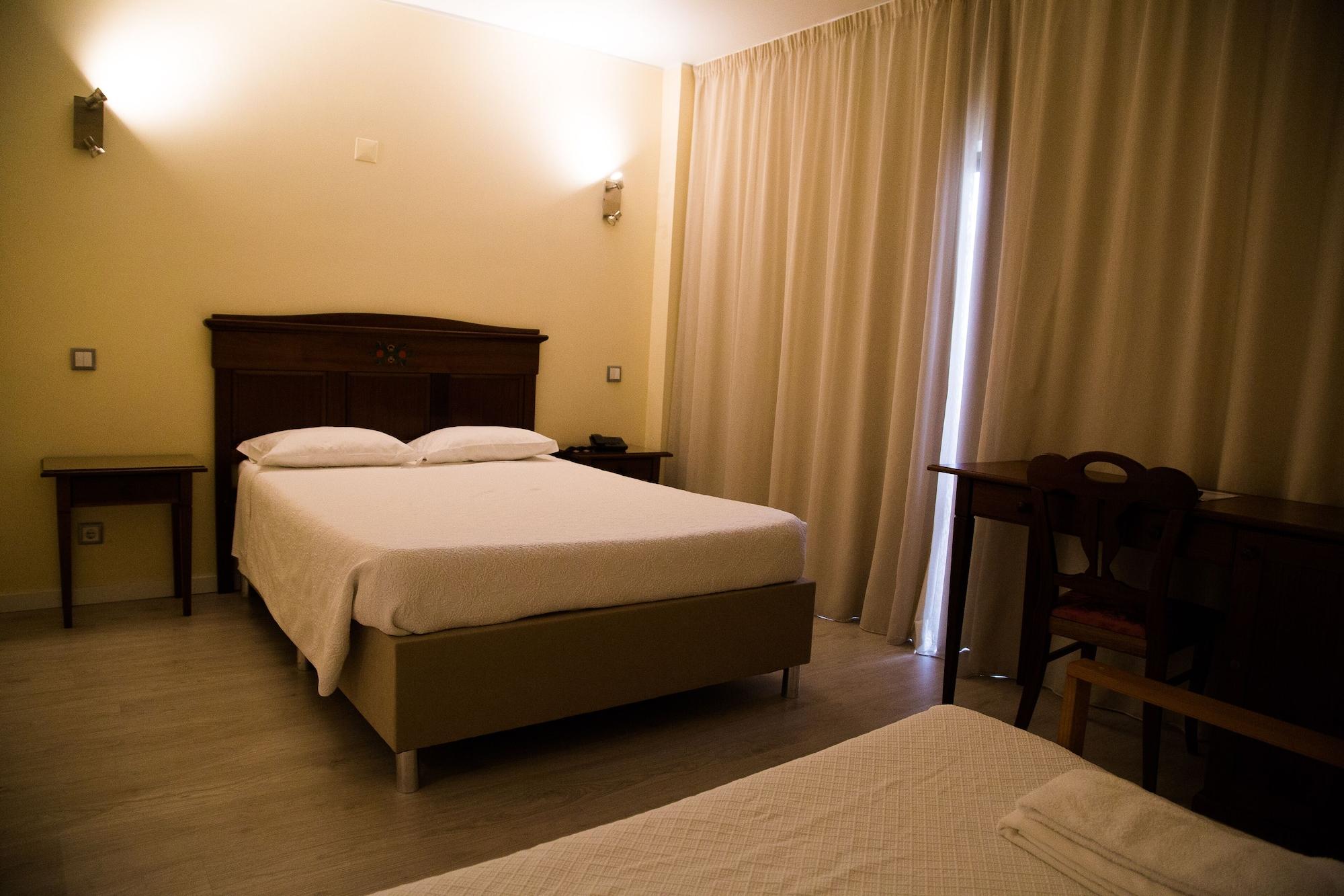 Hotel Dom Fernando 3*