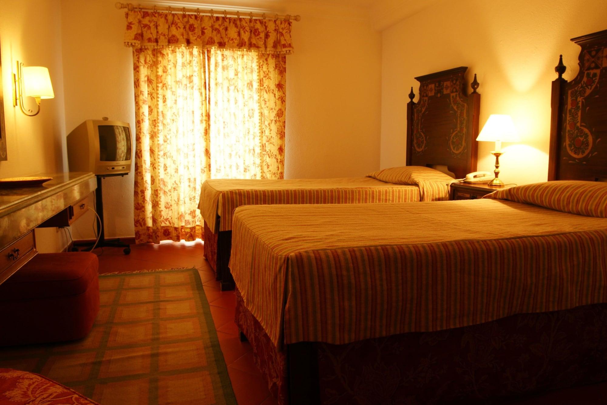 Hotel De 4*