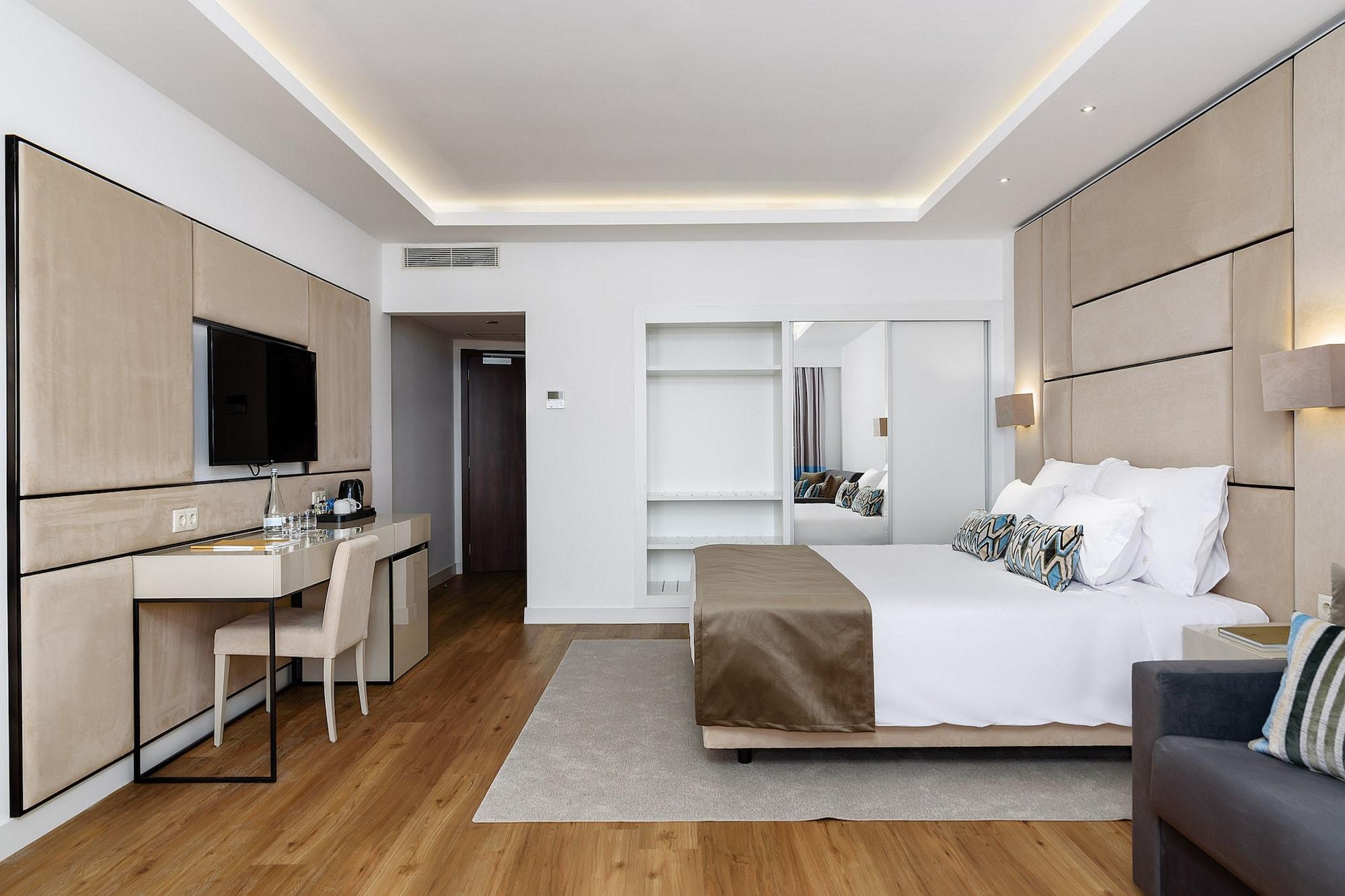 Jupiter Hotel 5*