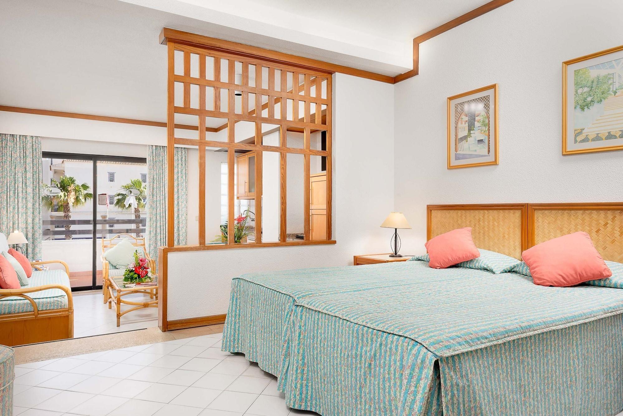 Muthu Oura Hotel