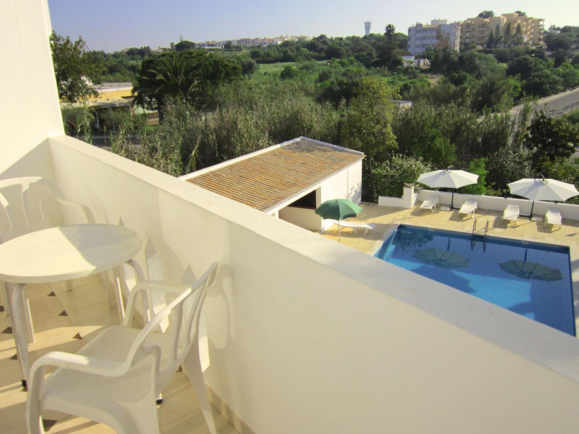 Alcaide Hotel