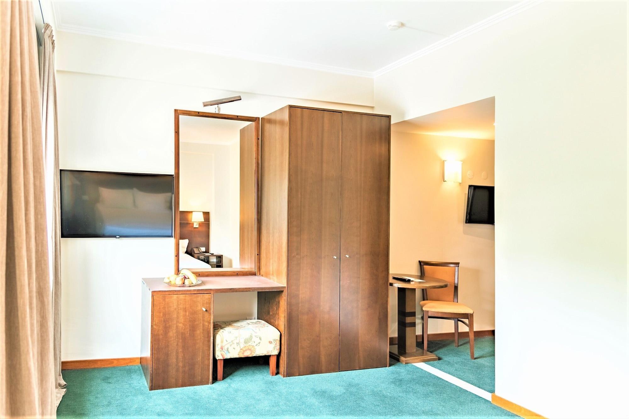 Amazonia Jamor Hotel Linda-a-Pastora
