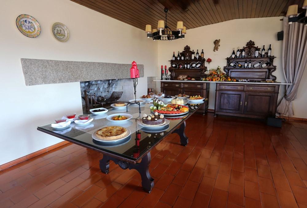De 4* Valenca