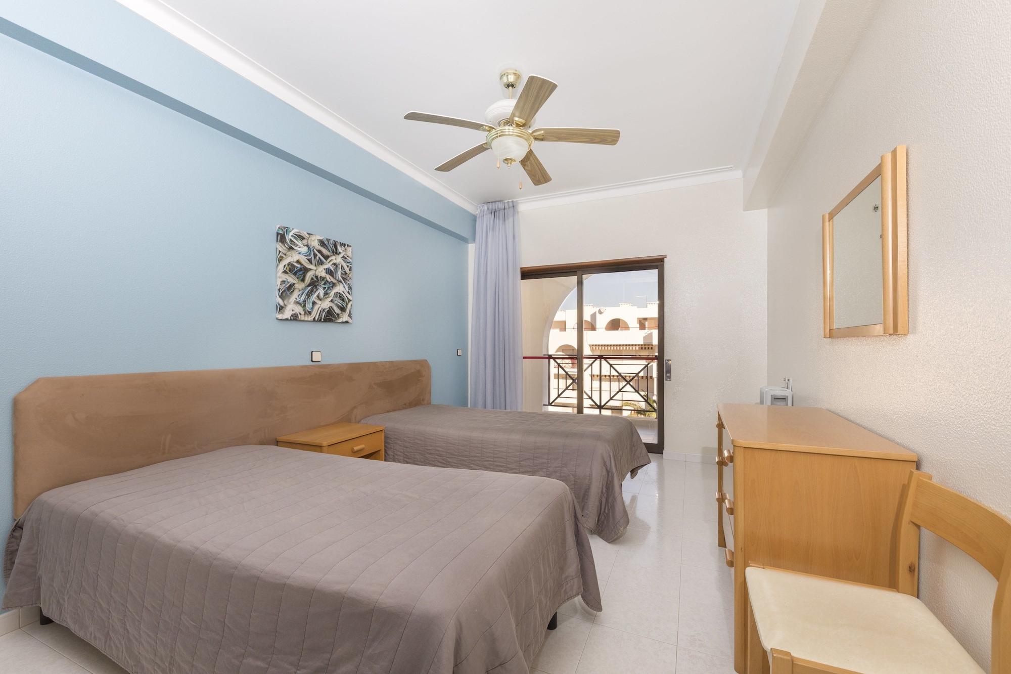 Ukino Terrace Algarve Concept Aparthotel 3*
