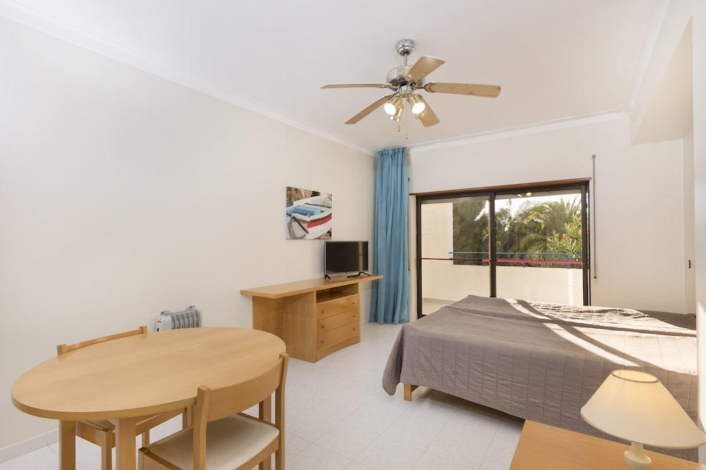 Aparthotel Ukino Terrace Algarve Concept 3*